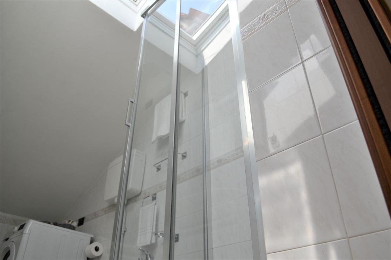 Home 2020: Come A Casa! Feel At Home! Wie Zuhause! Giussano Esterno foto